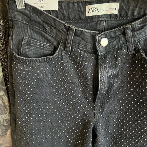 Zara - The Slim with Rhinestones in Black - Picture 2 of 6